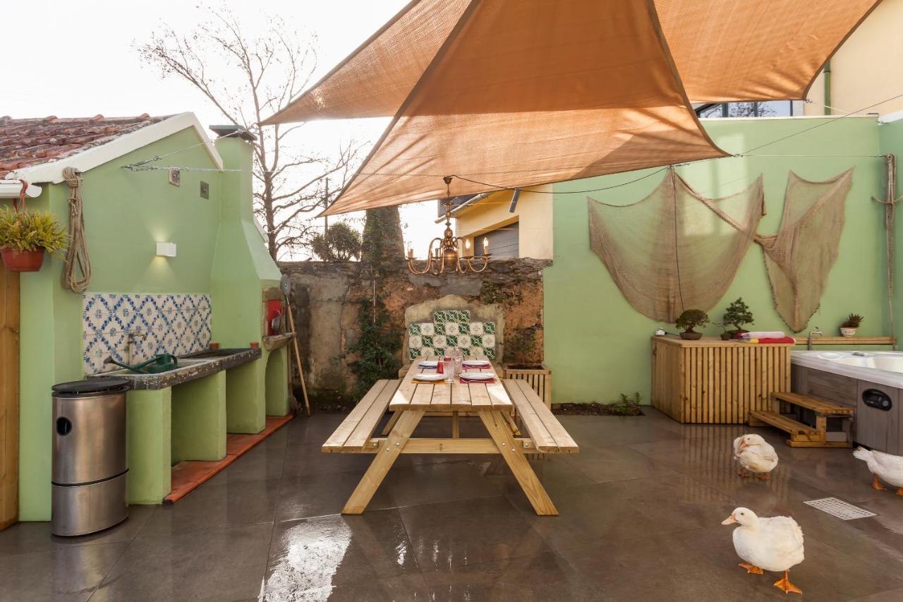 Vintage Balcony 4*